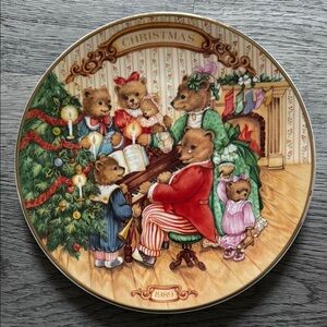1989 Avon Christmas Plate “Together For Christmas”